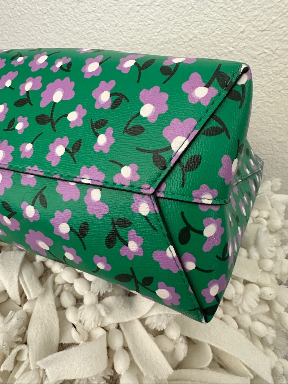 KATE SPADE All Day Flower Bed Large Tote Bag with Detachable Wristlet Pouch - Picture 8 of 9